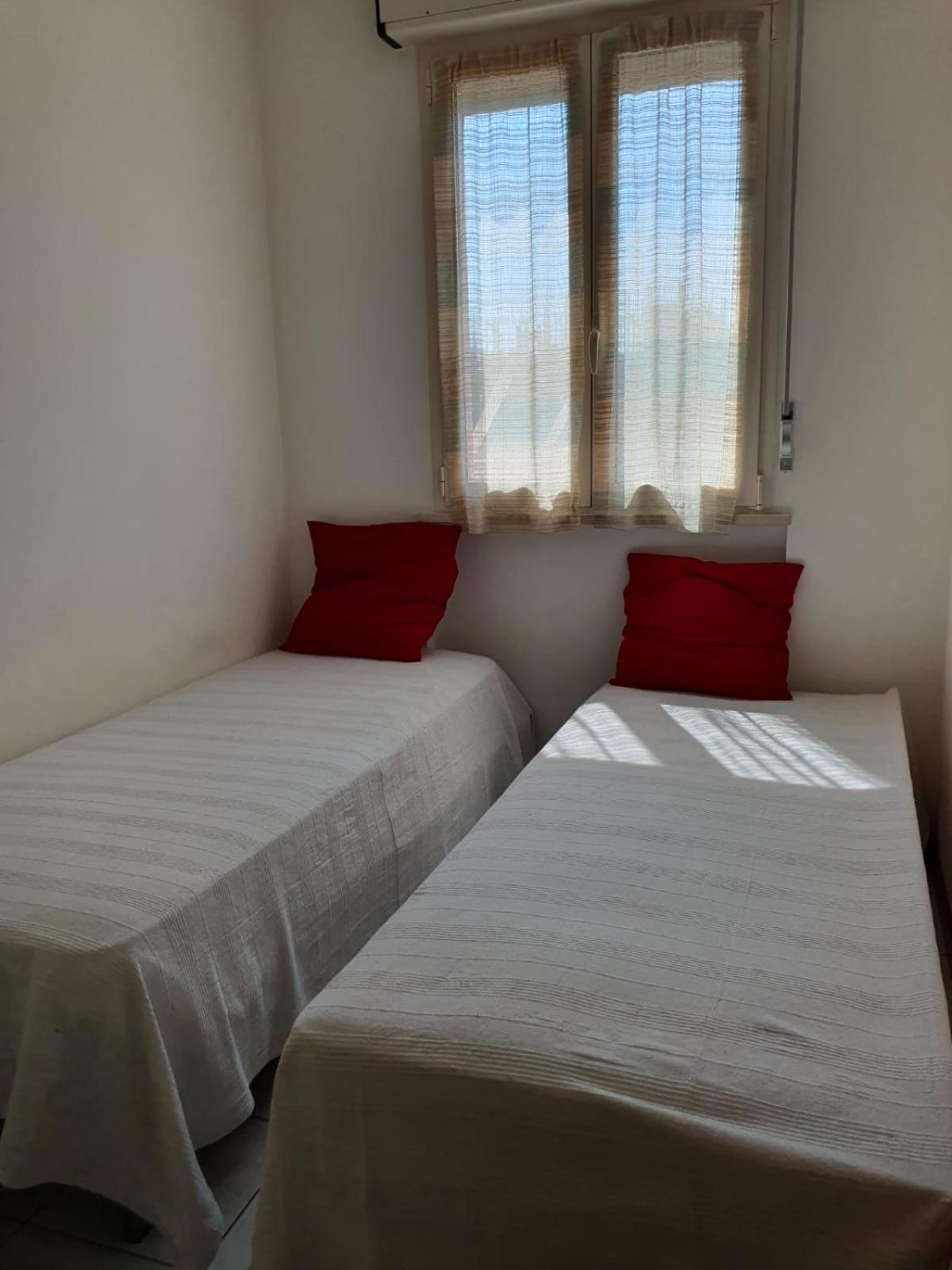 Hotel Holiday مارتينسيكورو الغرفة الصورة